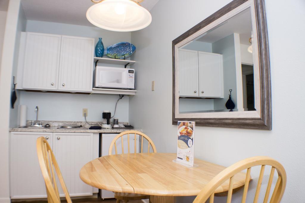 Marina Cay Hotel Bigfork Kamer foto