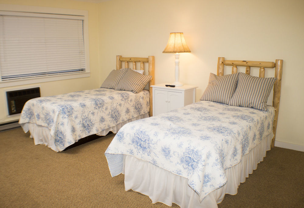 Marina Cay Hotel Bigfork Buitenkant foto